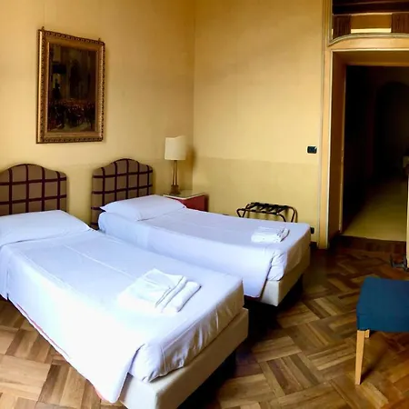 Bed & Breakfast Saluzzo Paesana 1718 4*